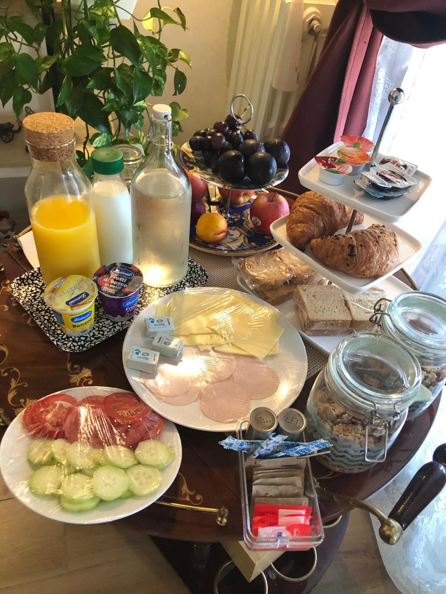 Serenity B&B Brescia Bagian luar foto