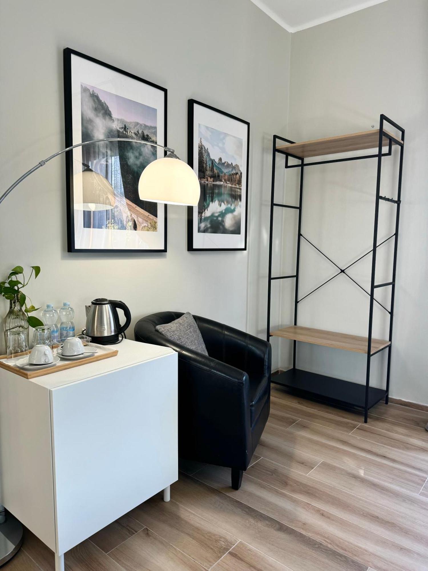 Serenity B&B Brescia Bagian luar foto