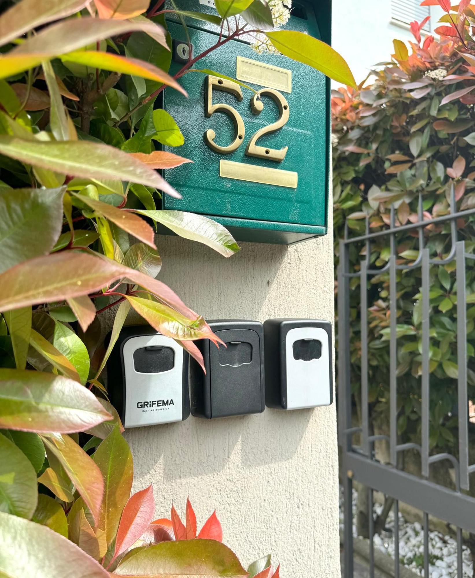 Serenity B&B Brescia Bagian luar foto